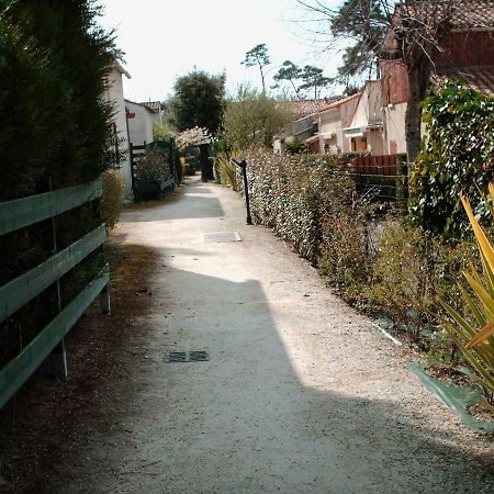 Les Pins Ensoleilles Apartamento Saint-Georges-de-Didonne Exterior foto